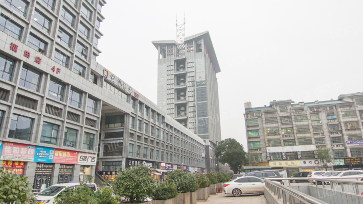 国贸大厦外景图