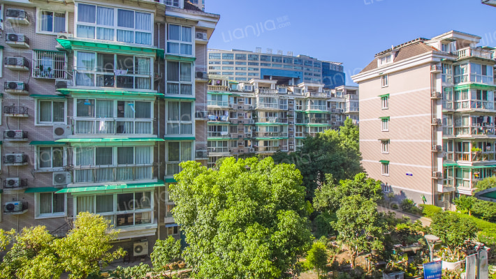 白云街182弄外景图