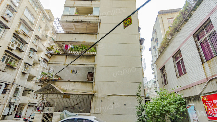 新福路42号外景图