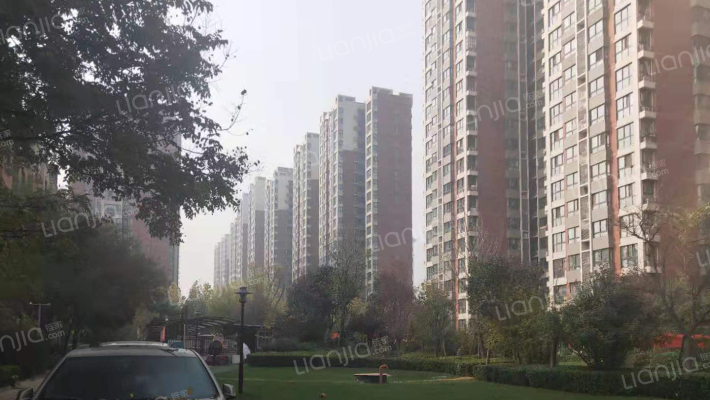 蔚蓝花城外景图