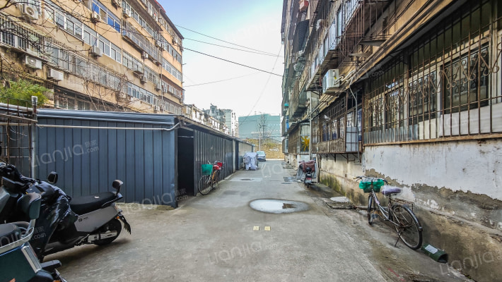 门窗小区外景图