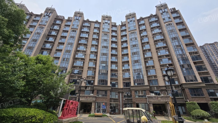 恒大翡翠华庭C区外景图