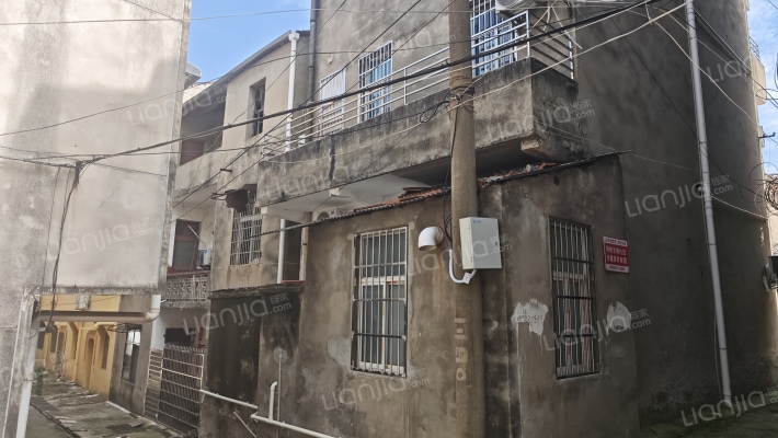 高潮村邱余陶114号外景图