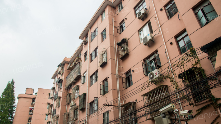 程家桥路221弄外景图