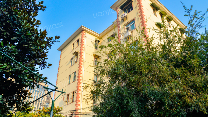 龙华路2373弄外景图