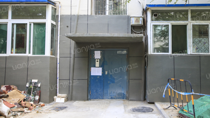 化轻宿舍外景图