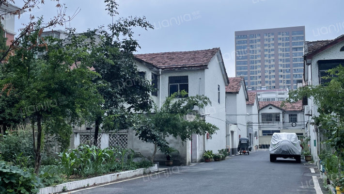 路处小区外景图