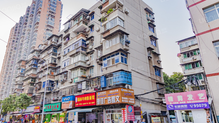 武汉铁路徐东路住宅小区外景图