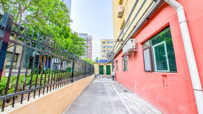 东岳大街361号外景图