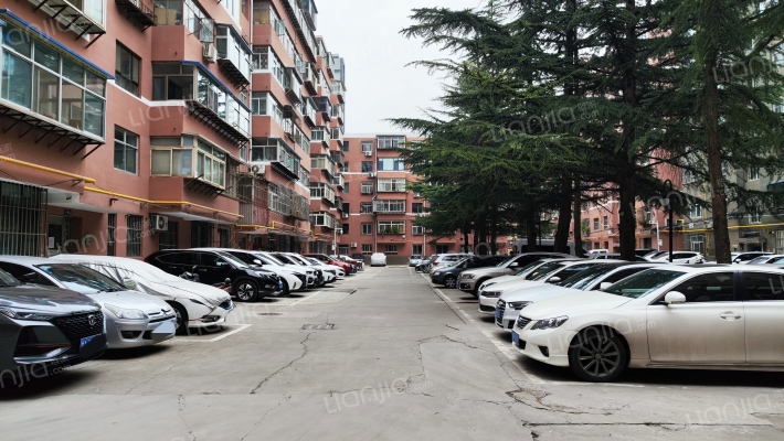 兰州石化十五中街区外景图