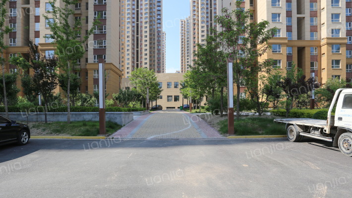 凯樾龙城苑C区外景图