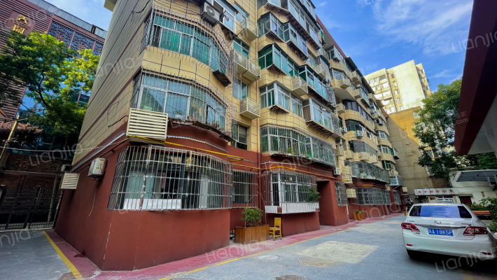 省人社厅家属院外景图