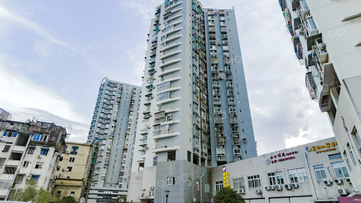 安平大厦外景图