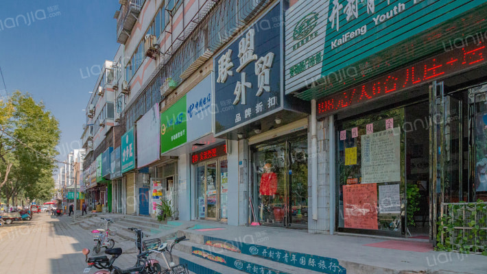 银苑小区外景图