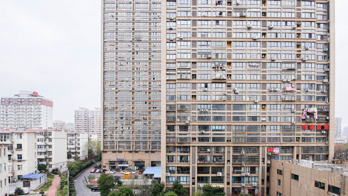 汇金广场外景图