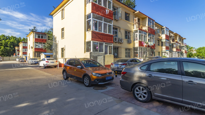 静怡家园南院外景图