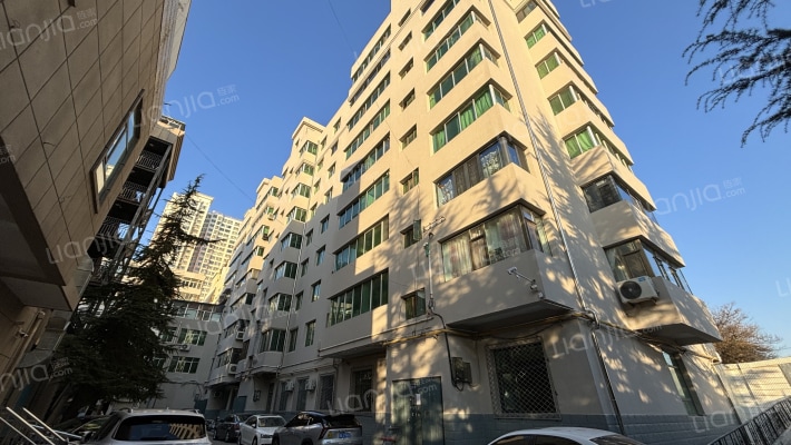 兰州军供站家属院外景图