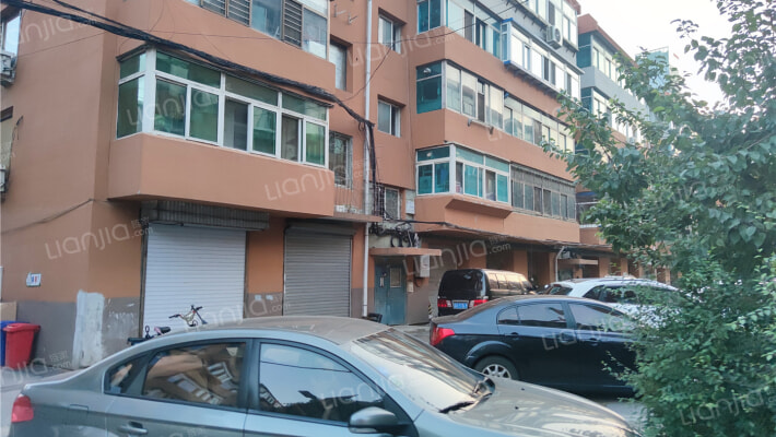 春田小区外景图