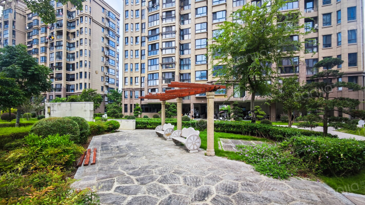 霞都家园外景图