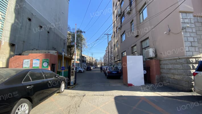 富裕小区外景图