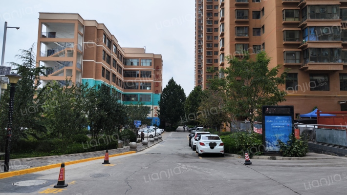 晏溪花苑外景图