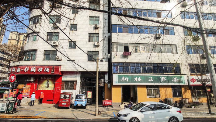 许昌文化艺术学校住宅楼外景图