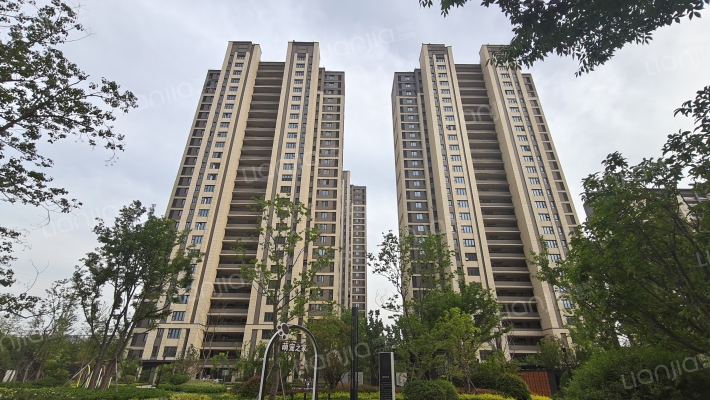 珑越东方花园外景图