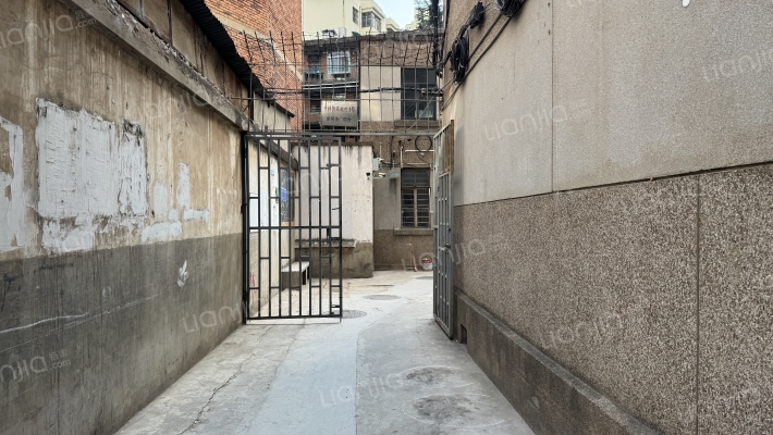 昆明茶厂宿舍外景图