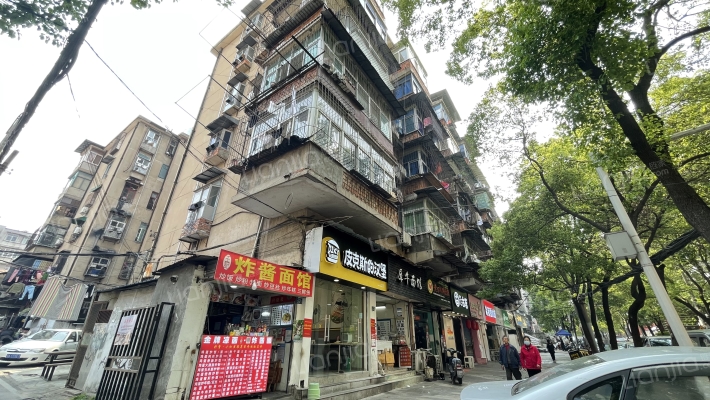 粮道街244号外景图