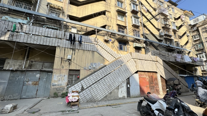 光荣一巷外景图