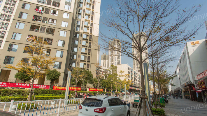 万科城三期外景图