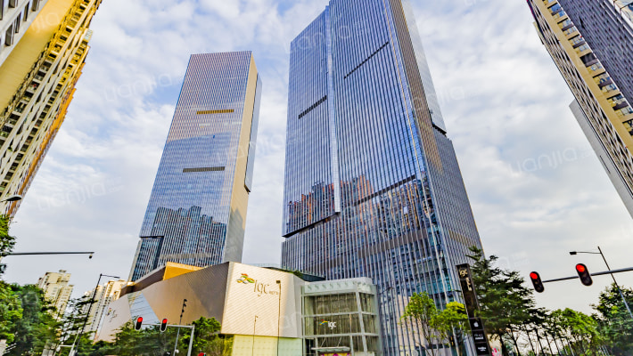 天盈广场外景图