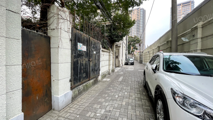 愚园路470弄外景图