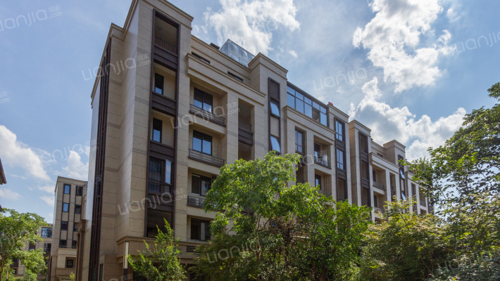 中梁赞成首府外景图