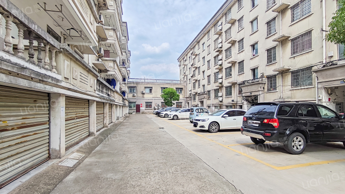 白云家园外景图