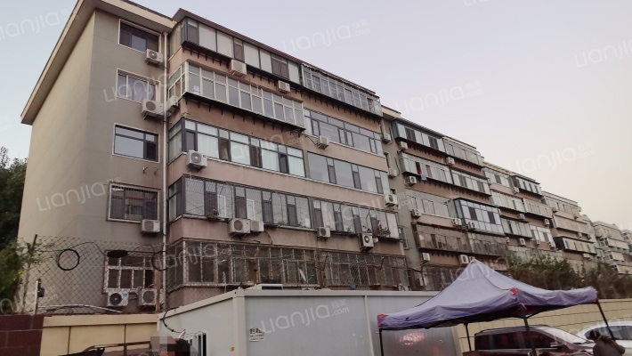 西菜园街外景图