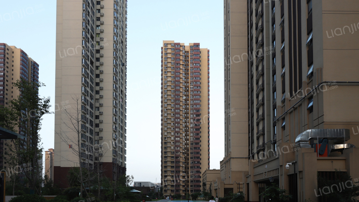 西安满堂悦moma房价怎么样满堂悦moma房源户型图小区车位交通地址详情