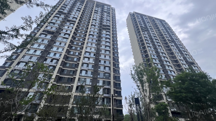 新华万科翡翠观海外景图