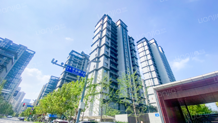 中信泰富济南尊泉映园外景图