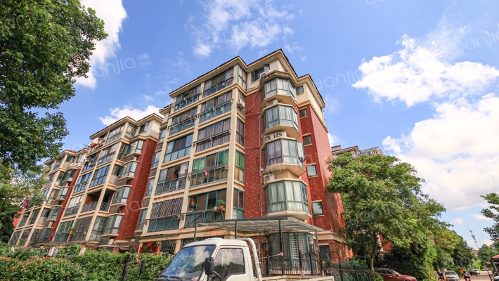 居住主题公园-桂芳景绣多层公寓外景图