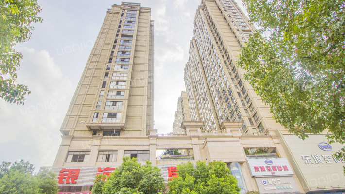 伊美望族外景图