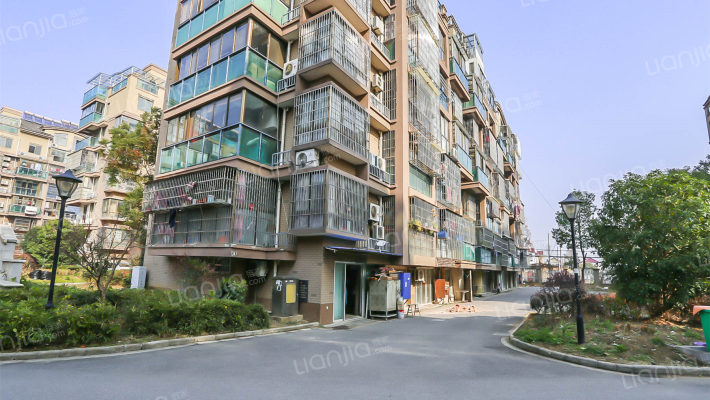 鑫达风和日丽外景图