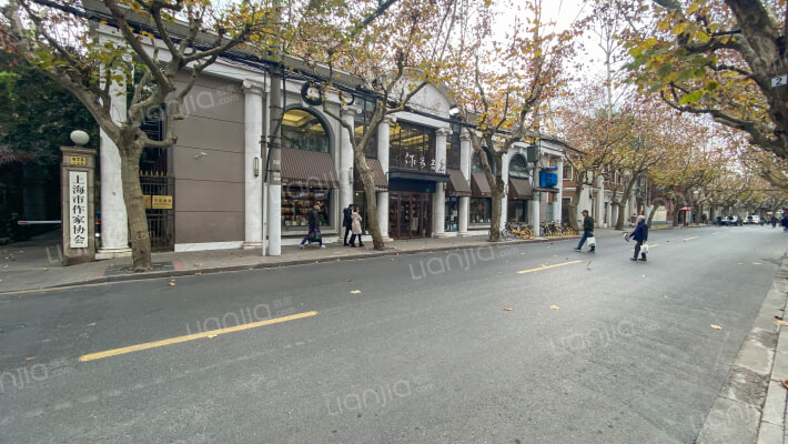 巨鹿路661号外景图