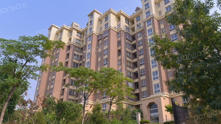 外海蝶泉山庄外景图