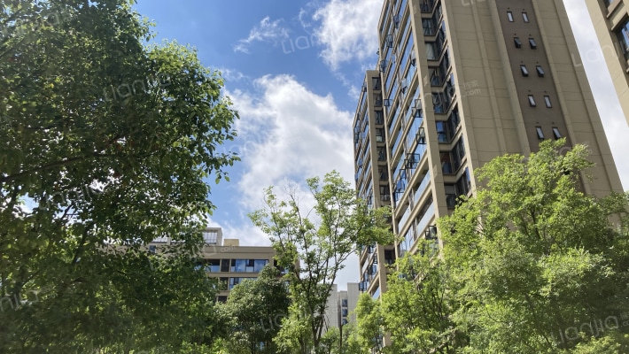 中车·共享城外景图