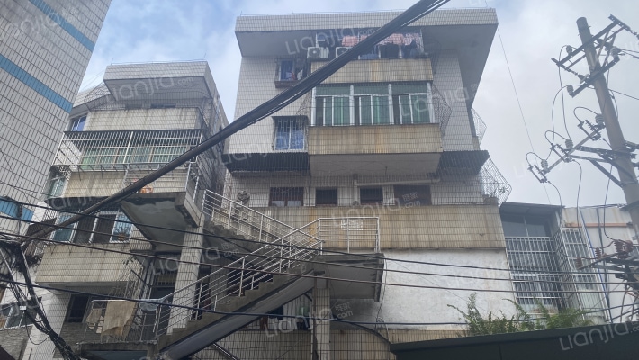 市工商局宿舍楼外景图