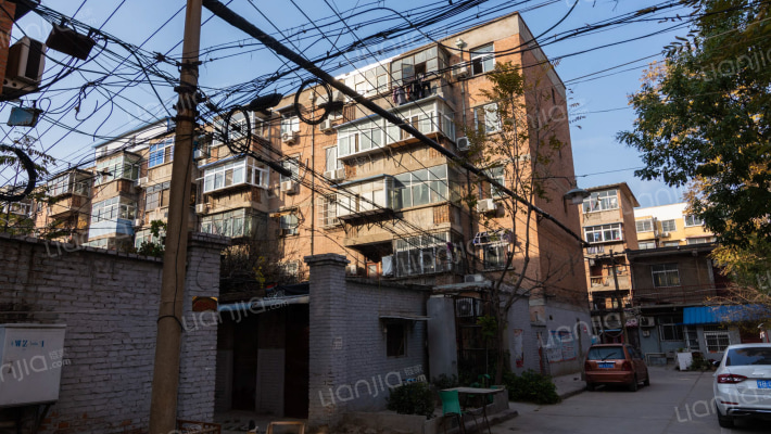 物资小区外景图