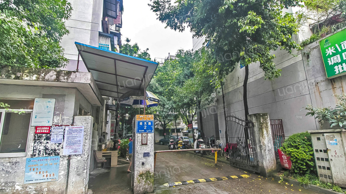 东方阳光城B区外景图