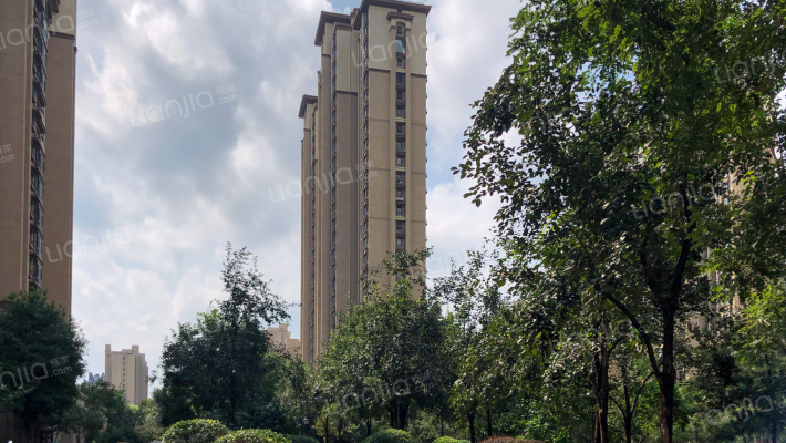 潮白河孔雀城鸿祥苑外景图