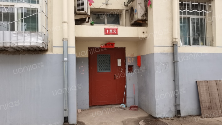 市牧工商开发总公司宿舍外景图